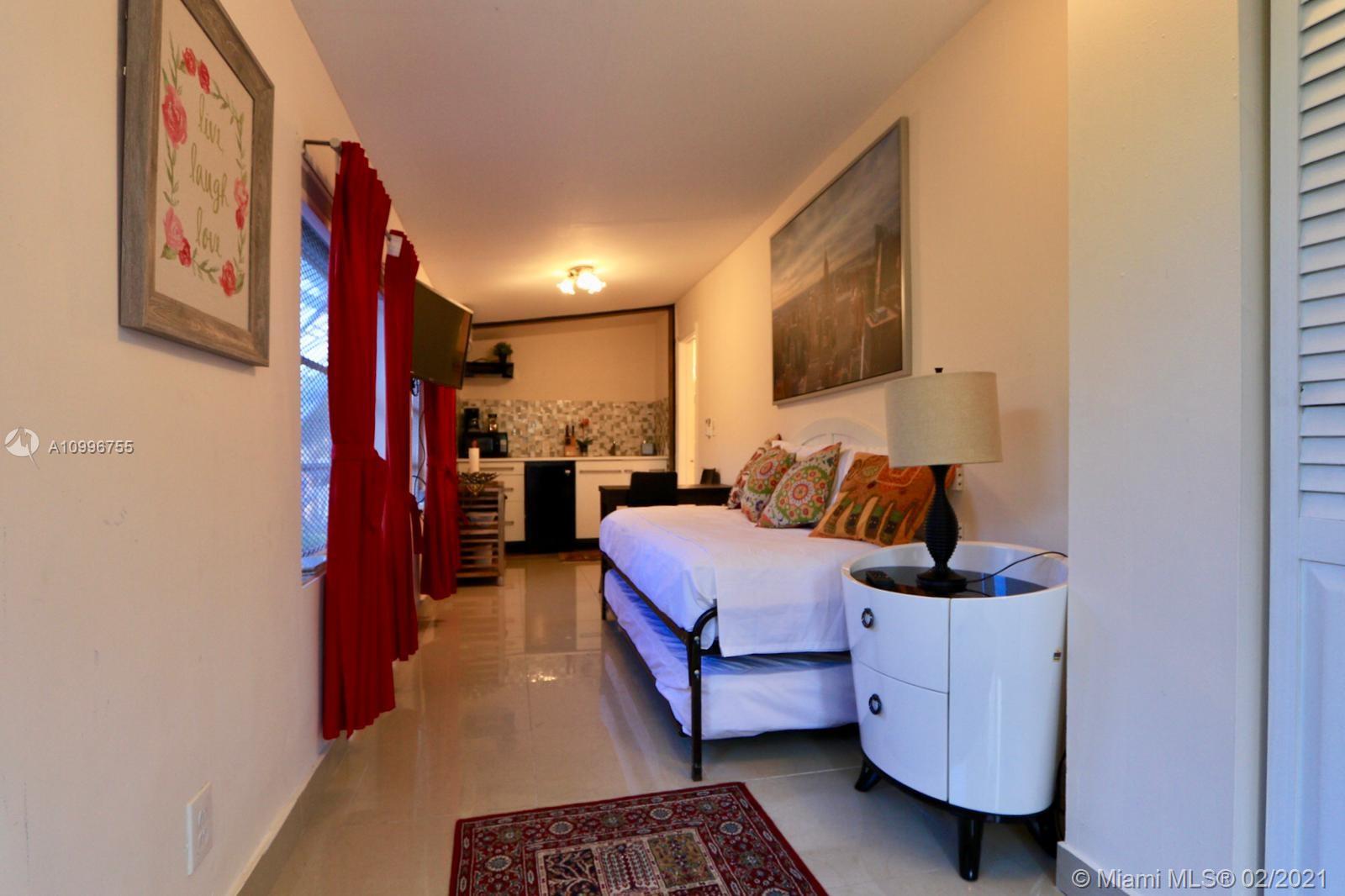 See details / 1370 sq. ft. $ 2021-02-09 0 Photo