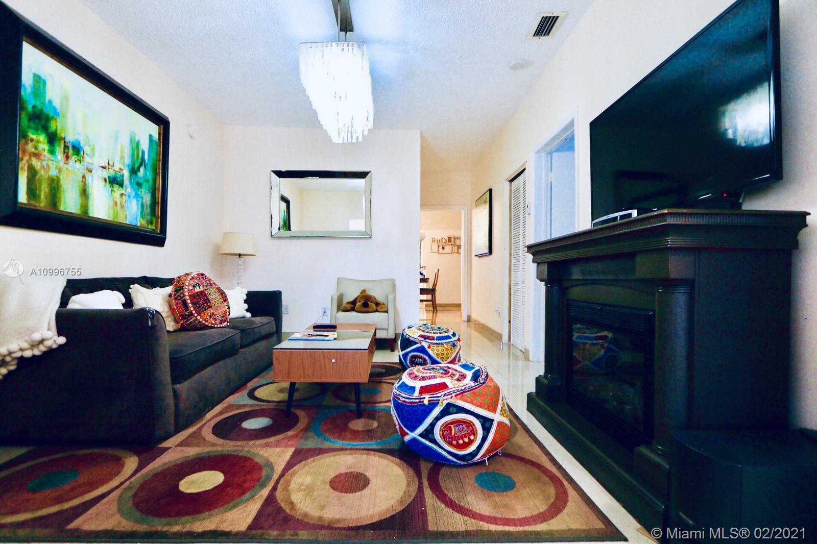 See details / 1370 sq. ft. $ 2021-02-09 0 Photo