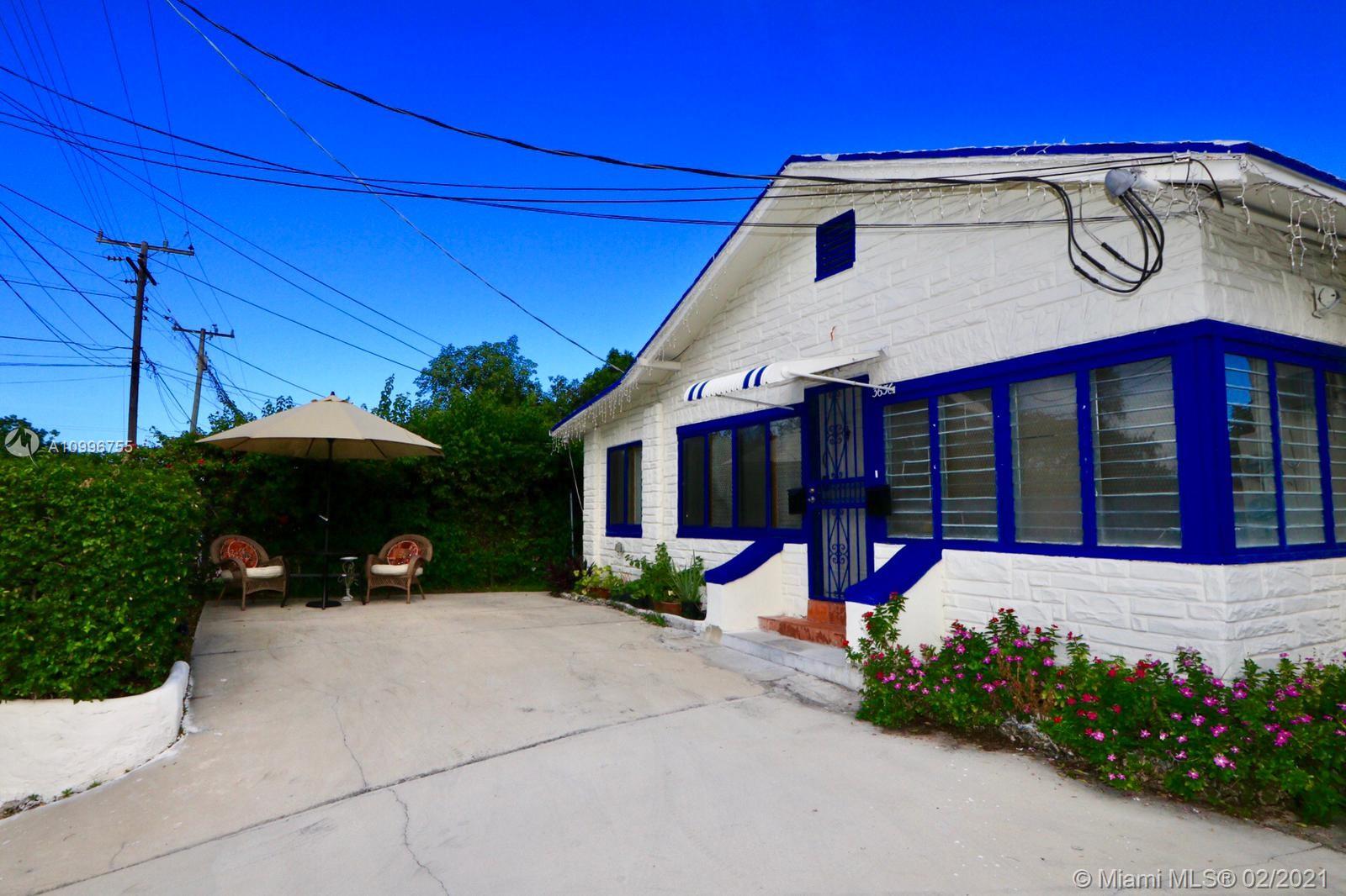 See details / 1370 sq. ft. $ 2021-02-09 0 Photo