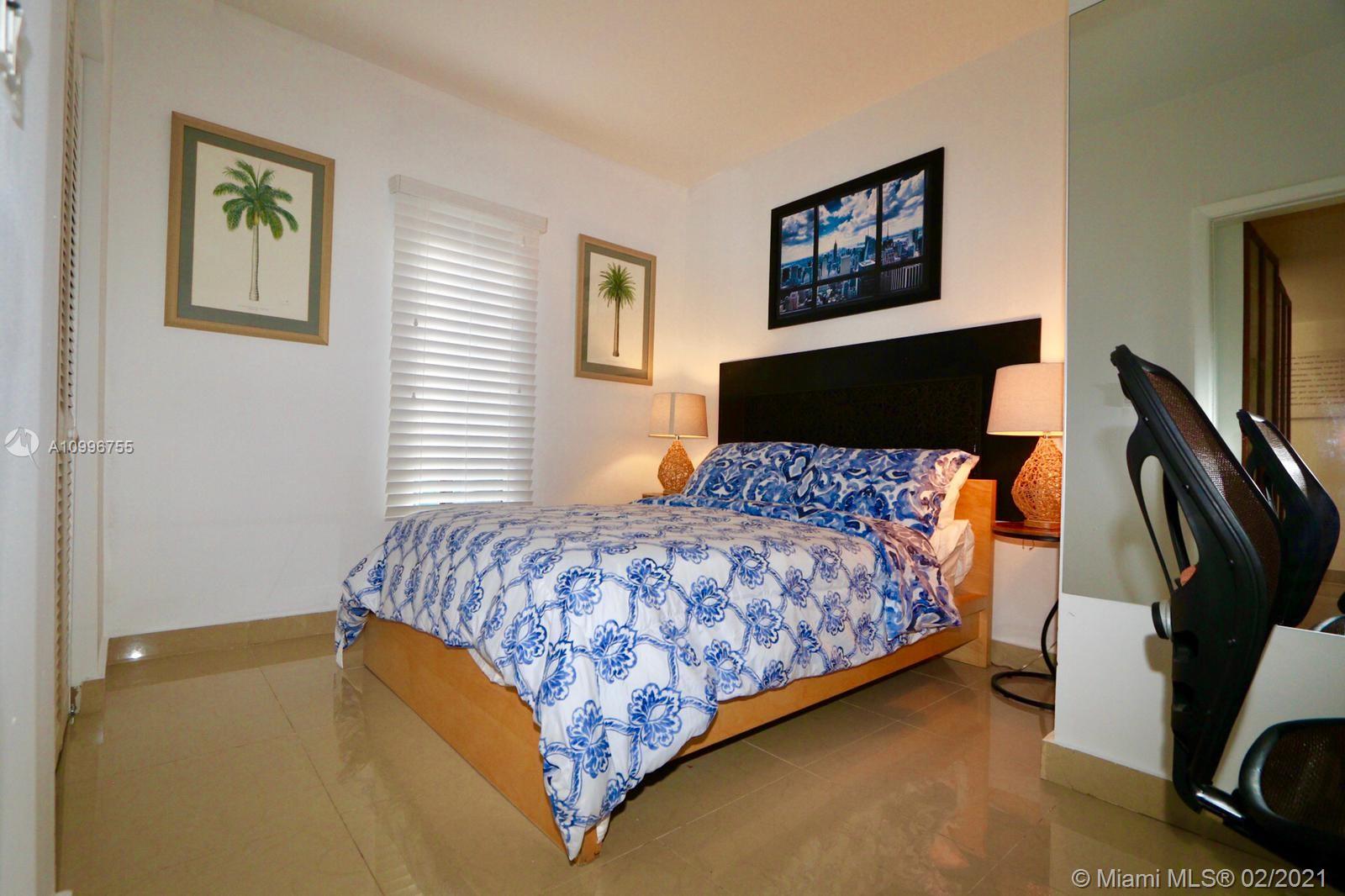 See details / 1370 sq. ft. $ 2021-02-09 0 Photo