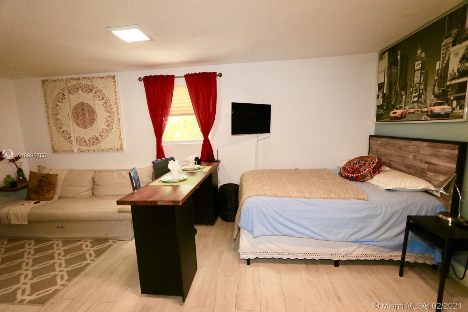 See details / 1370 sq. ft. $ 2021-02-09 0 Photo