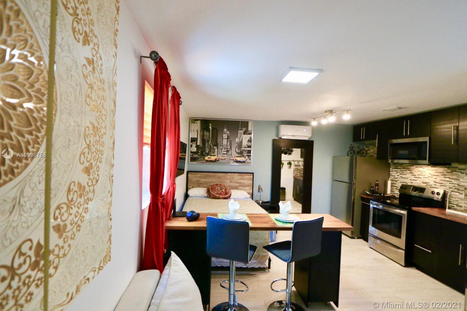 See details / 1370 sq. ft. $ 2021-02-09 0 Photo