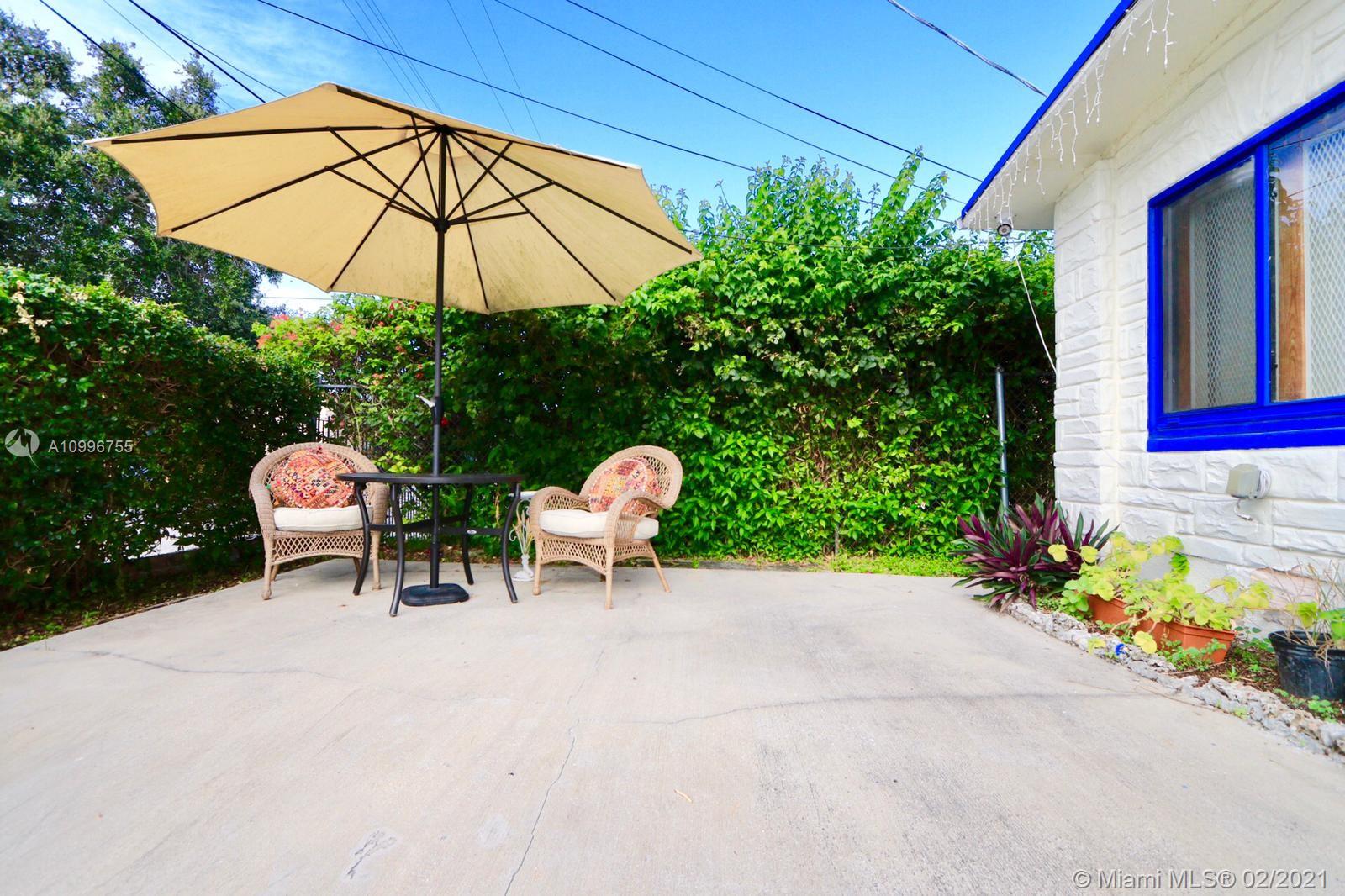See details / 1370 sq. ft. $ 2021-02-09 0 Photo