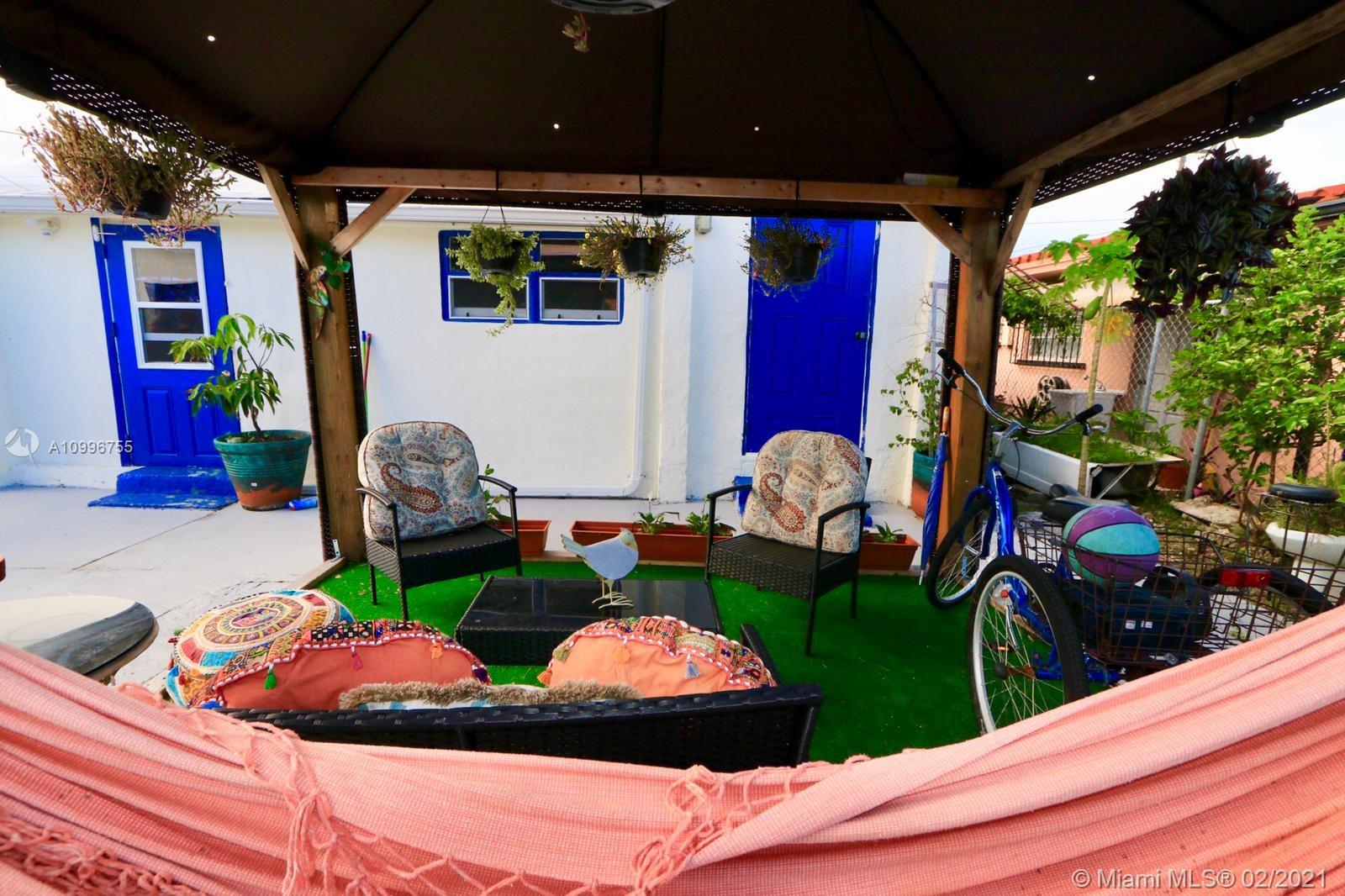 See details / 1370 sq. ft. $ 2021-02-09 0 Photo