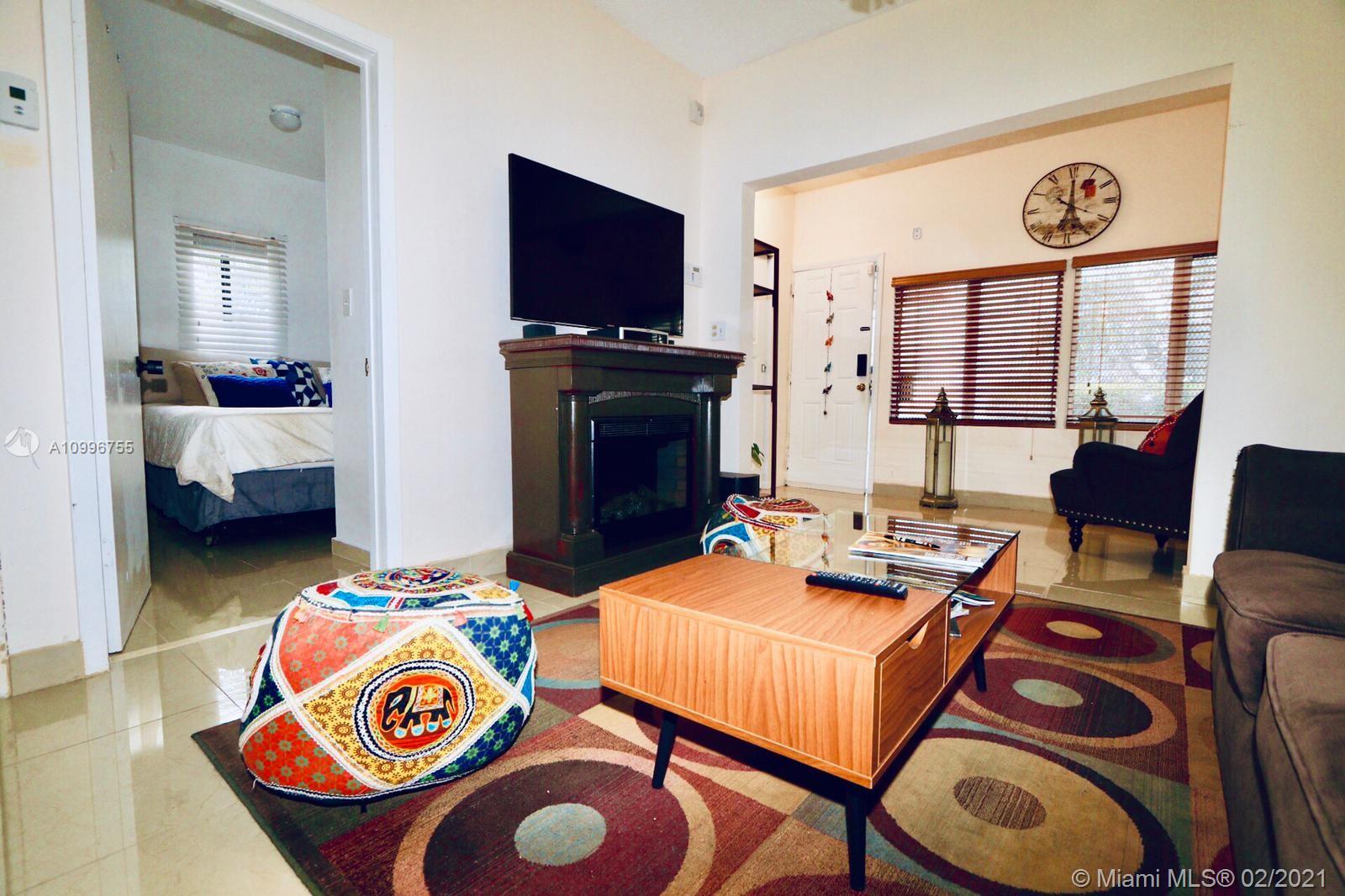 See details / 1370 sq. ft. $ 2021-02-09 0 Photo