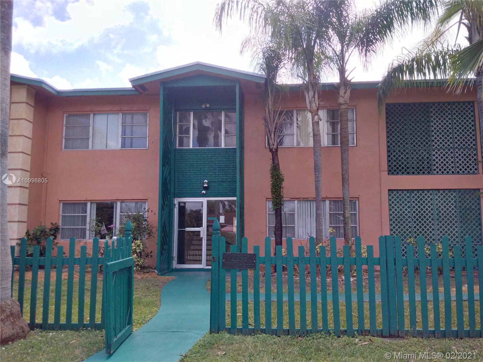 See details / 5176 sq. ft. $ 2021-02-09 0 Photo