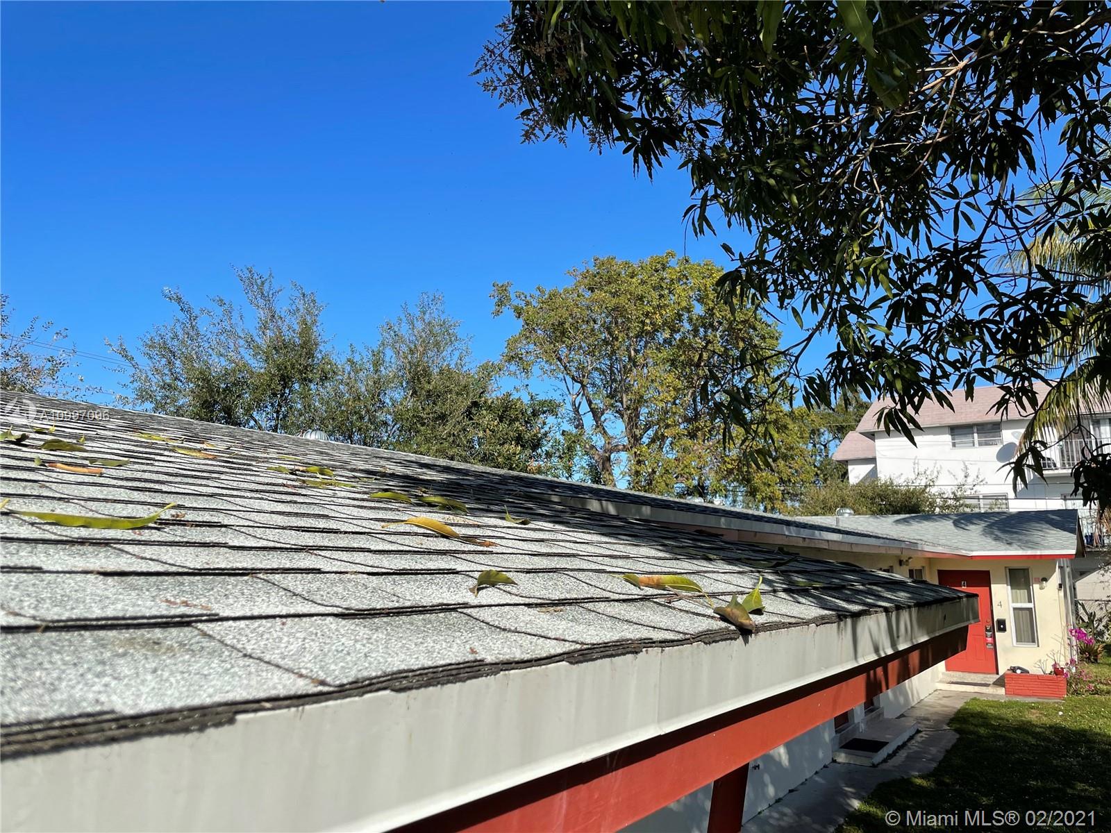 See details / 5676 sq. ft. $ 2021-03-01 0 Photo