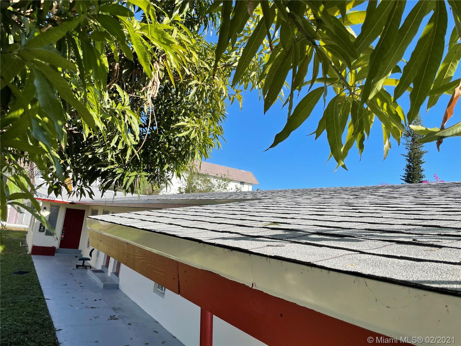 See details / 5676 sq. ft. $ 2021-03-01 0 Photo