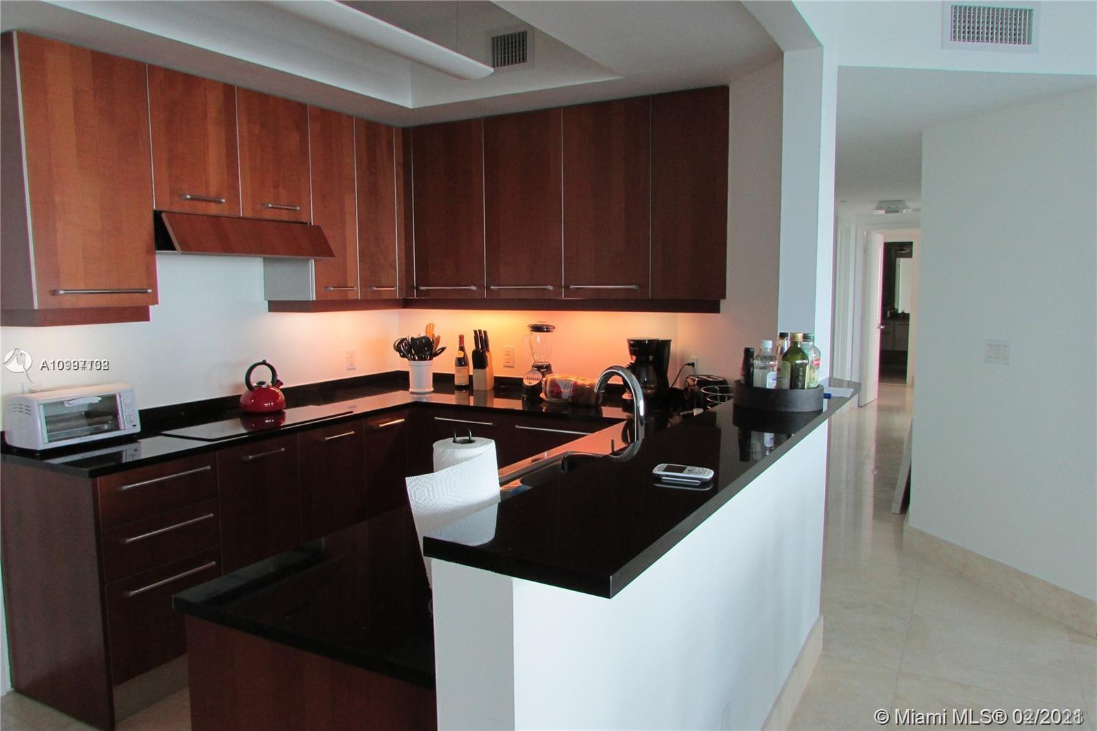 Photo of 3101 Ocean Dr #405, Hollywood, Florida, 33019 -