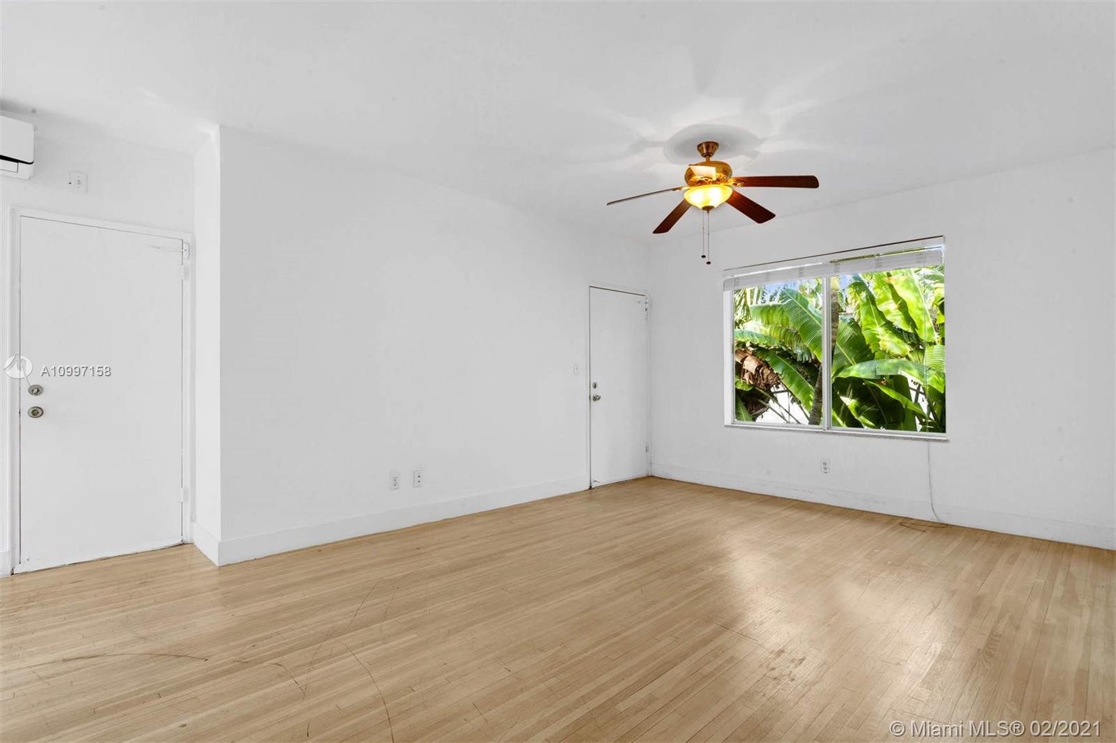 See details / 4092 sq. ft. $ 2021-04-23 0 Photo