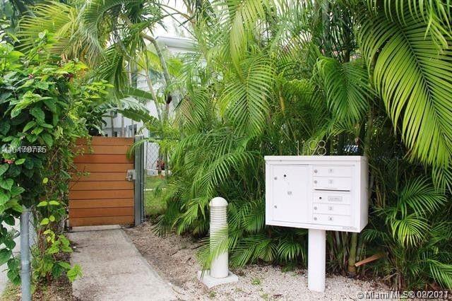 See details / 4092 sq. ft. $ 2021-04-23 0 Photo
