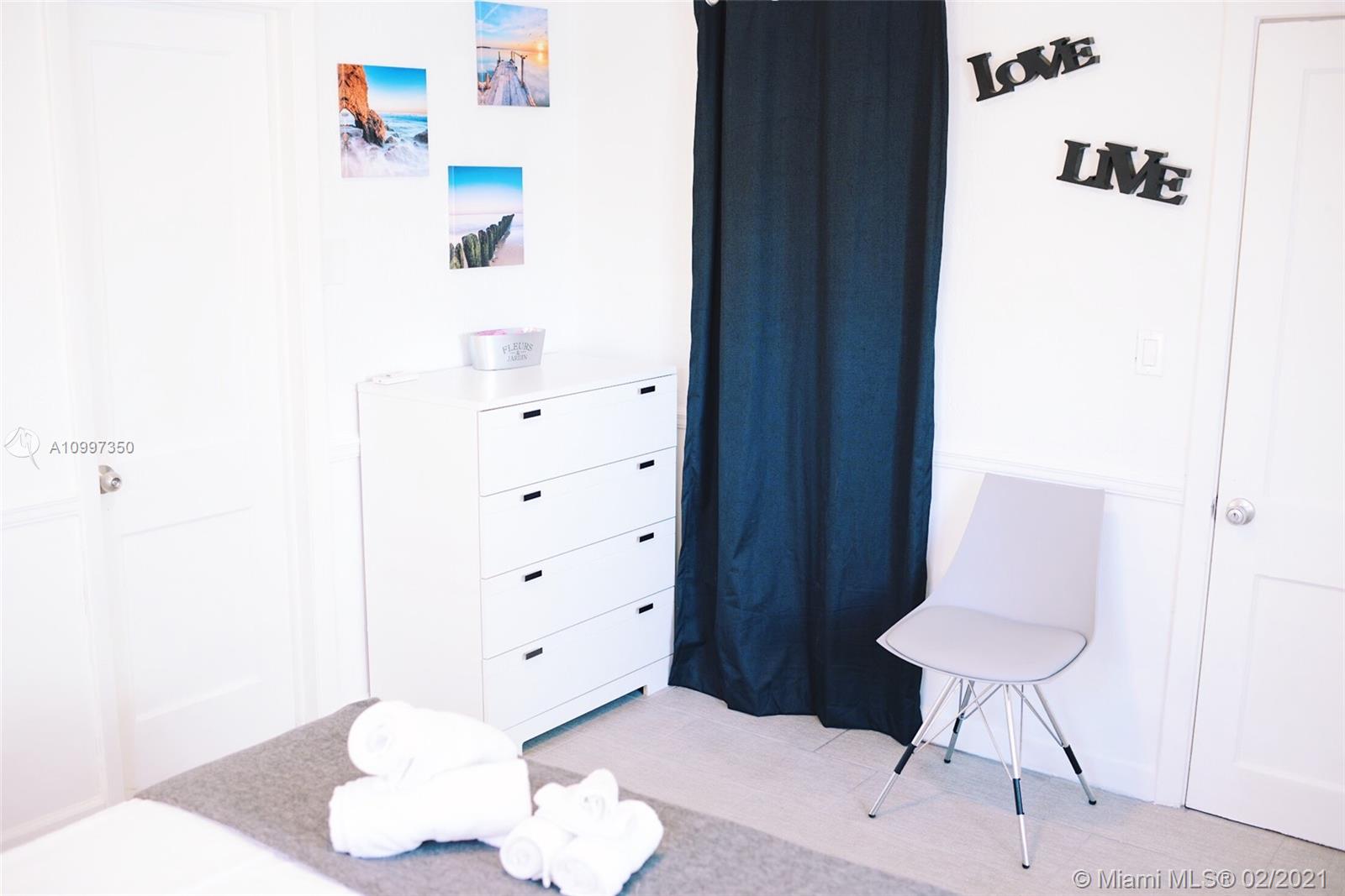 See details / 1368 sq. ft. $ 2021-02-10 0 Photo
