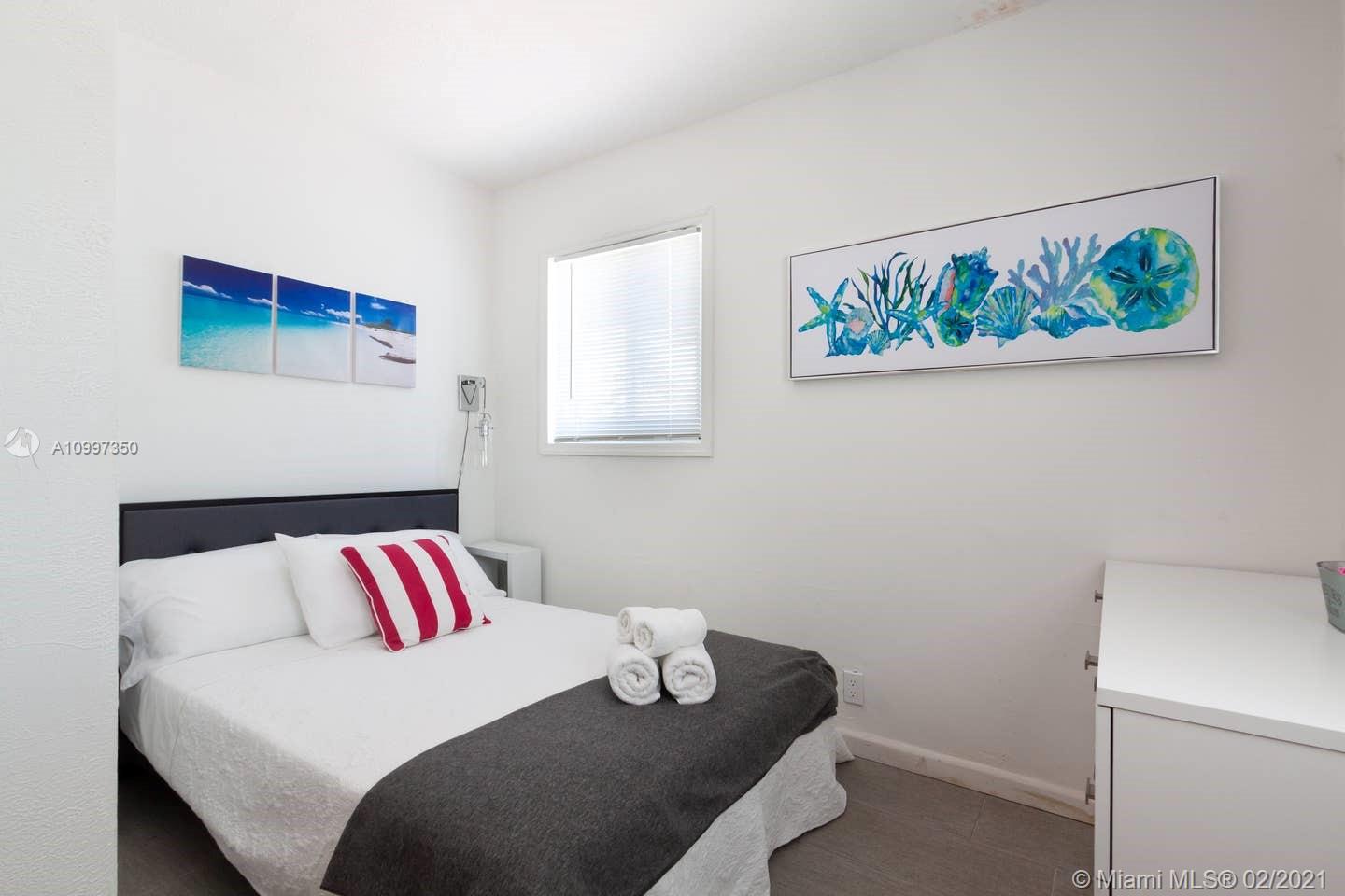 See details / 1368 sq. ft. $ 2021-02-10 0 Photo