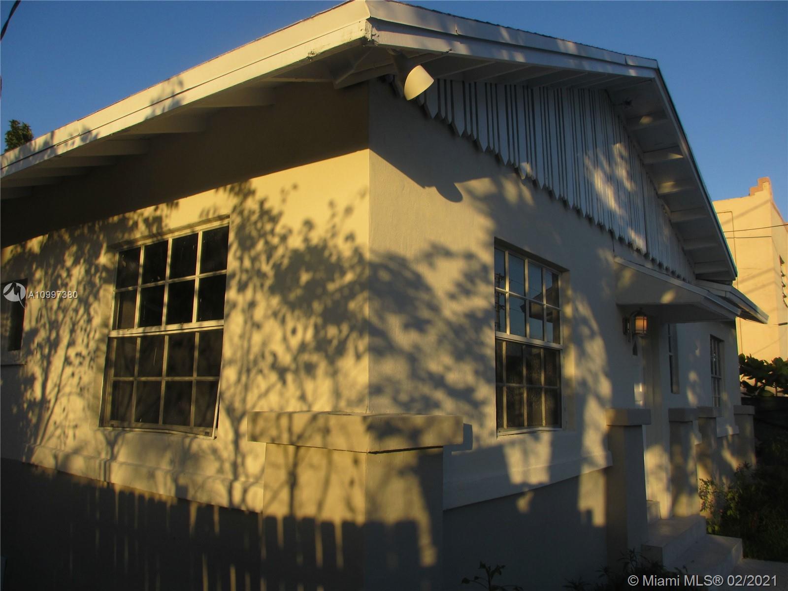 See details / 2456 sq. ft. $ 2021-02-10 0 Photo