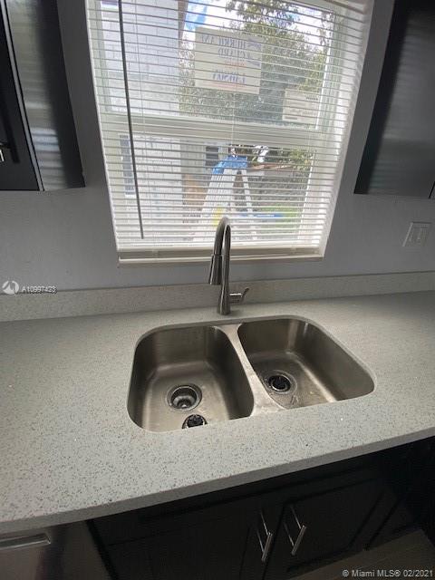 See details / 0 sq. ft. $ 2021-02-10 0 Photo