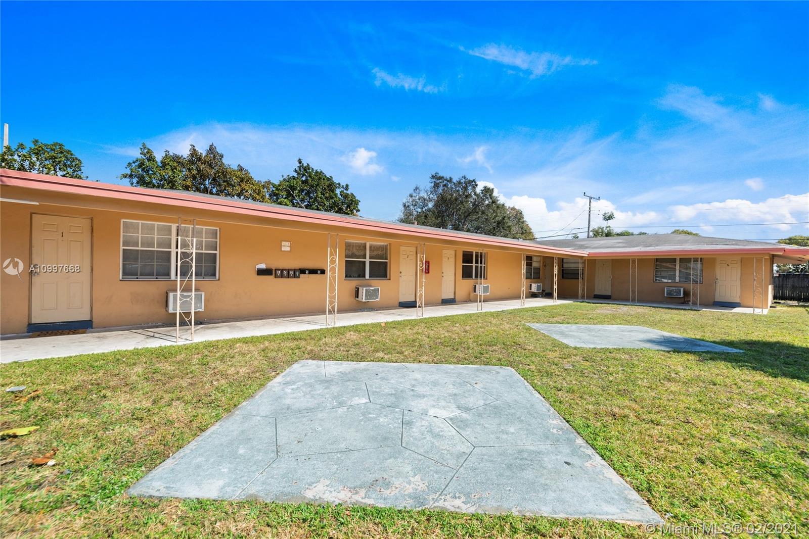 See details 1-6 / sq. ft. $ 2021-02-10 0 Photo