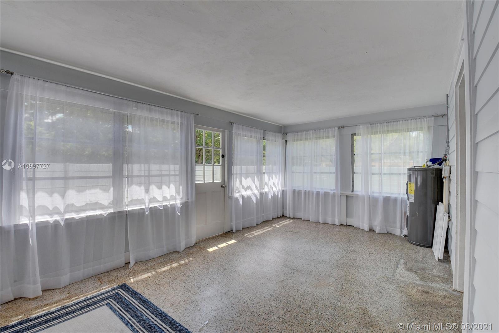 See details / 2500 sq. ft. $ 2021-02-11 0 Photo