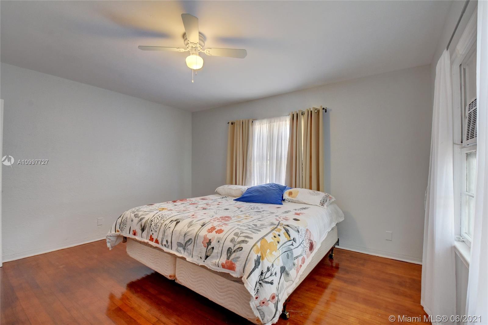 See details / 2500 sq. ft. $ 2021-02-11 0 Photo