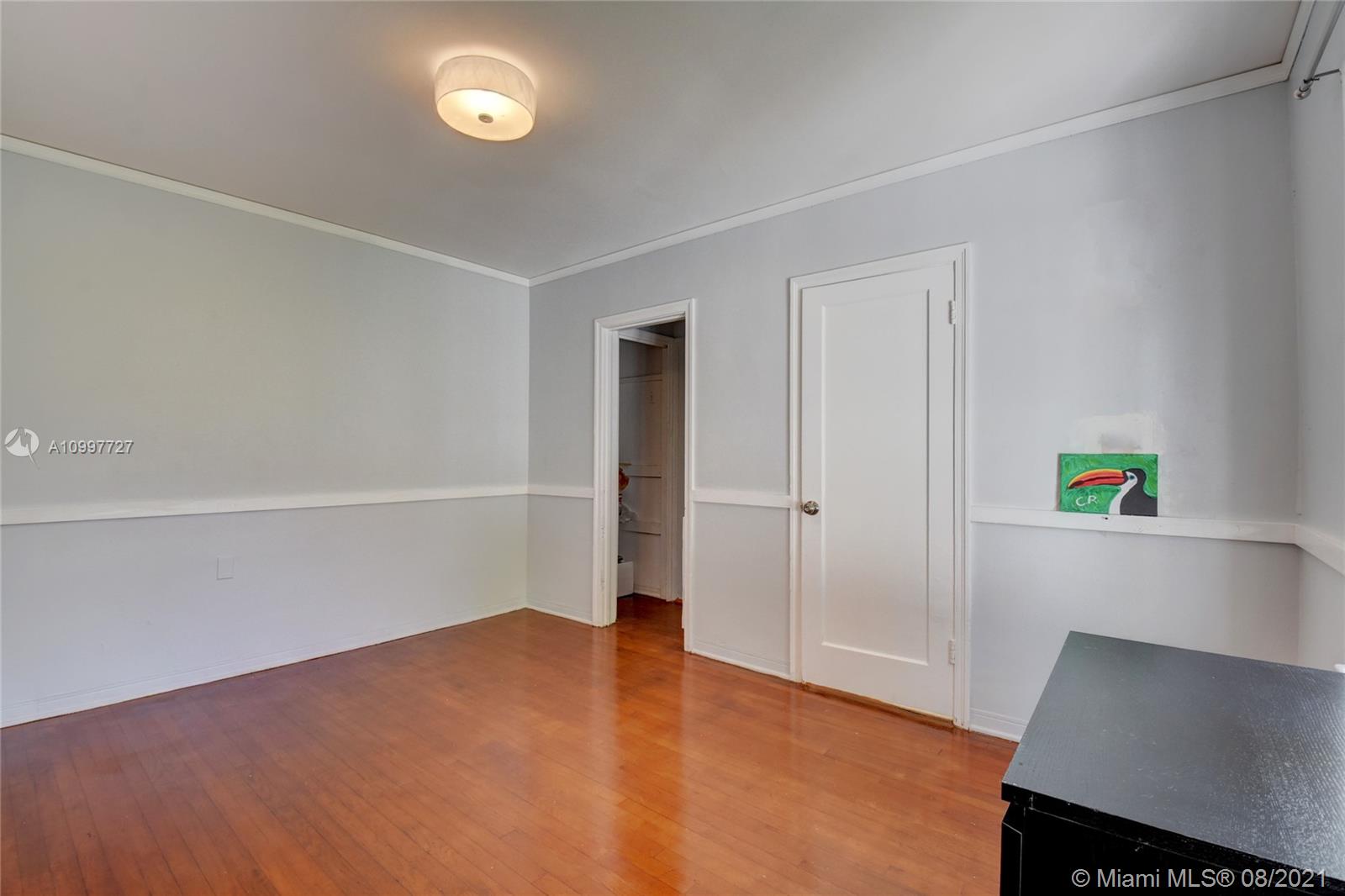 See details / 2500 sq. ft. $ 2021-02-11 0 Photo