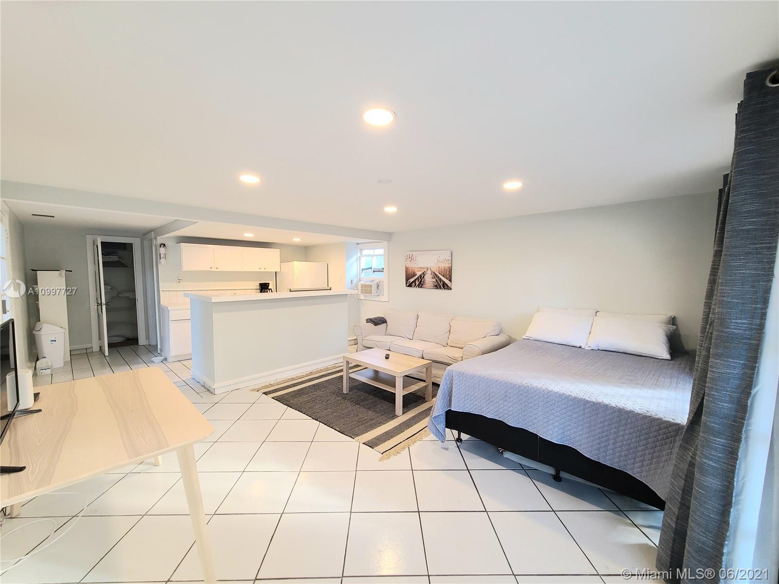 See details / 2500 sq. ft. $ 2021-02-11 0 Photo