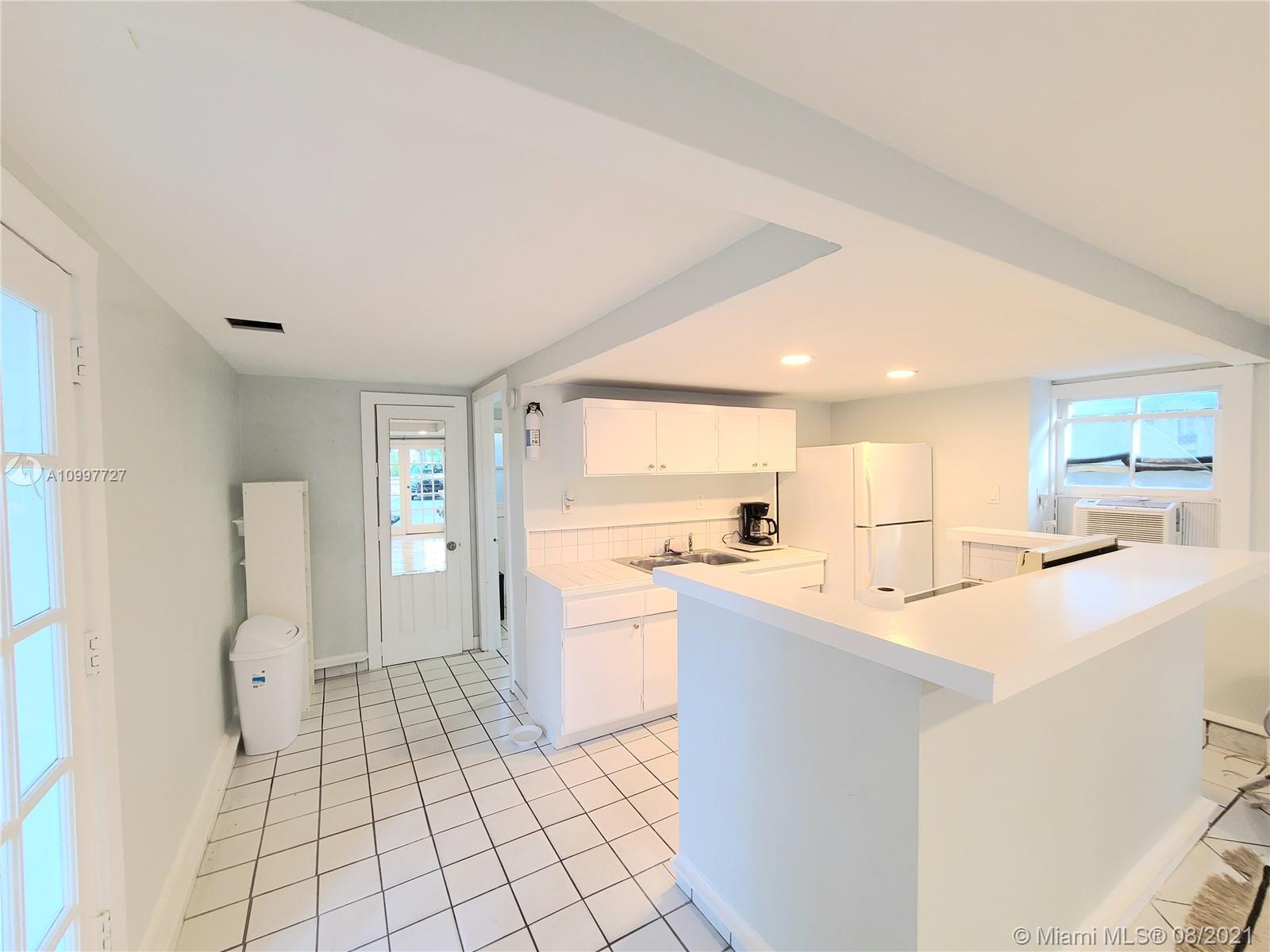 See details / 2500 sq. ft. $ 2021-02-11 0 Photo