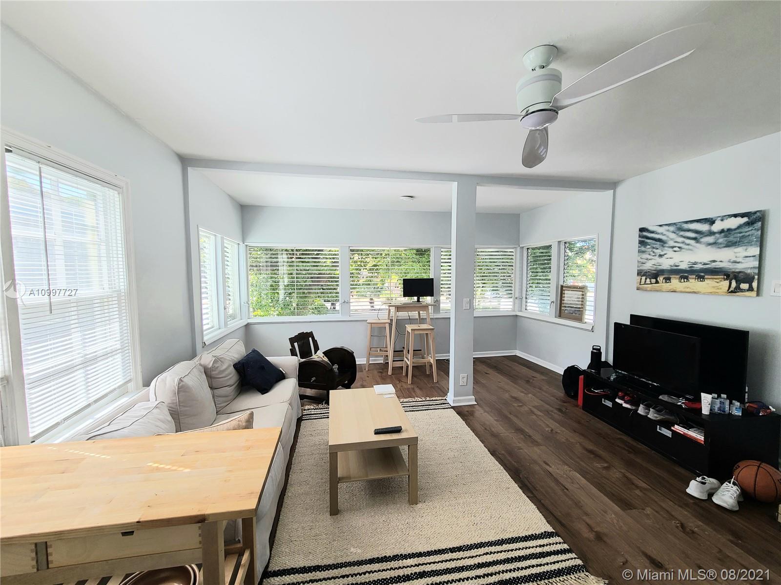 See details / 2500 sq. ft. $ 2021-02-11 0 Photo