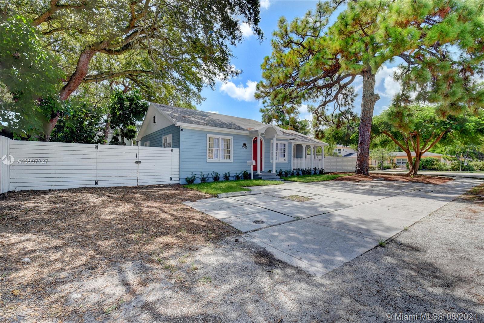 See details / 2500 sq. ft. $ 2021-02-11 0 Photo