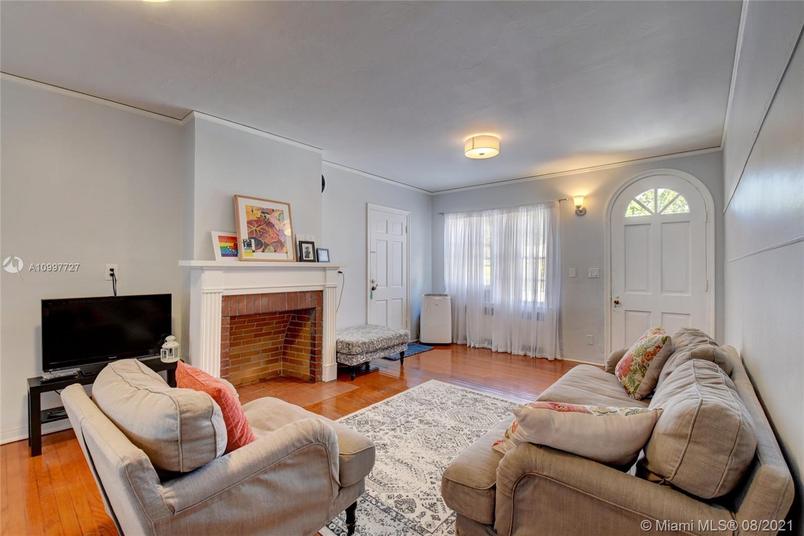 See details / 2500 sq. ft. $ 2021-02-11 0 Photo
