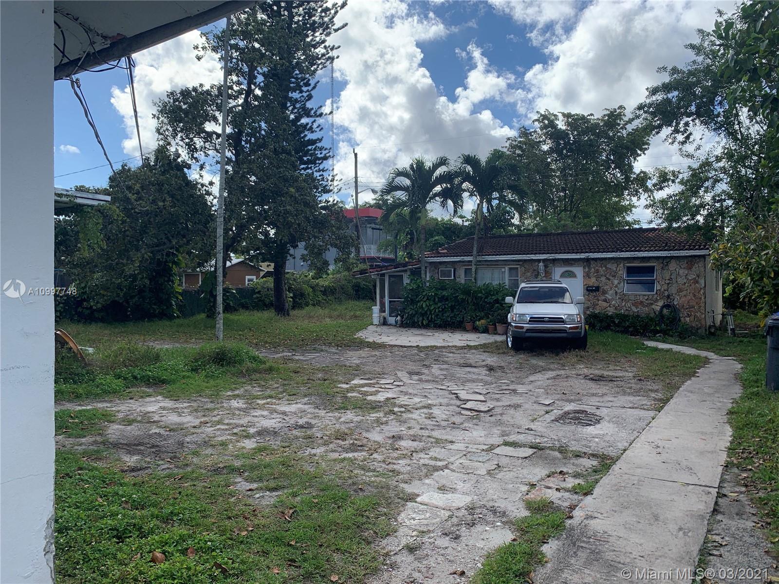 See details / 1896 sq. ft. $ 2021-02-11 0 Photo