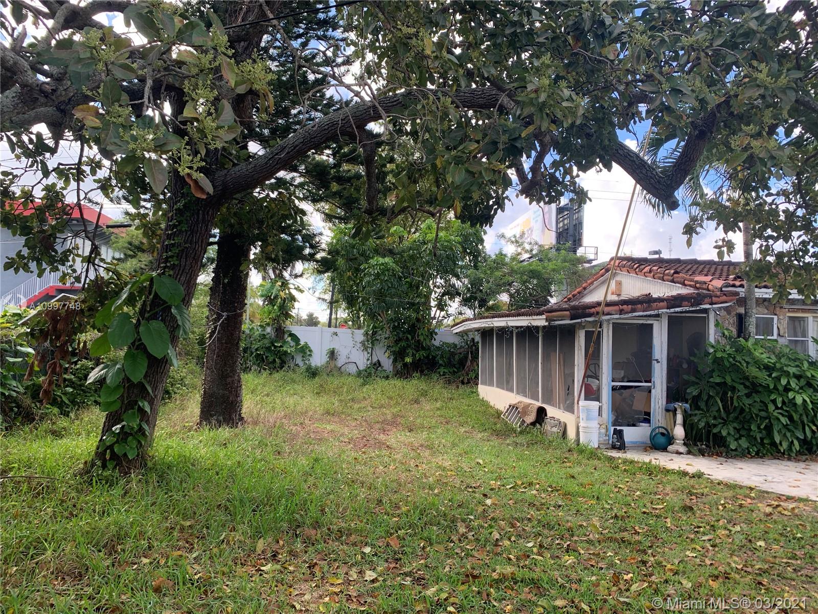 See details / 1896 sq. ft. $ 2021-02-11 0 Photo