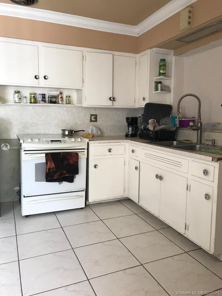 See details / 2549 sq. ft. $ 2021-02-11 0 Photo