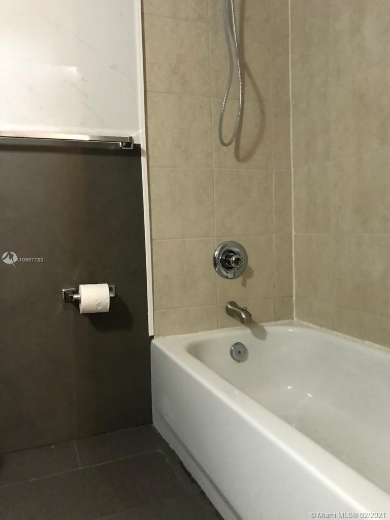 See details / 2549 sq. ft. $ 2021-02-11 0 Photo