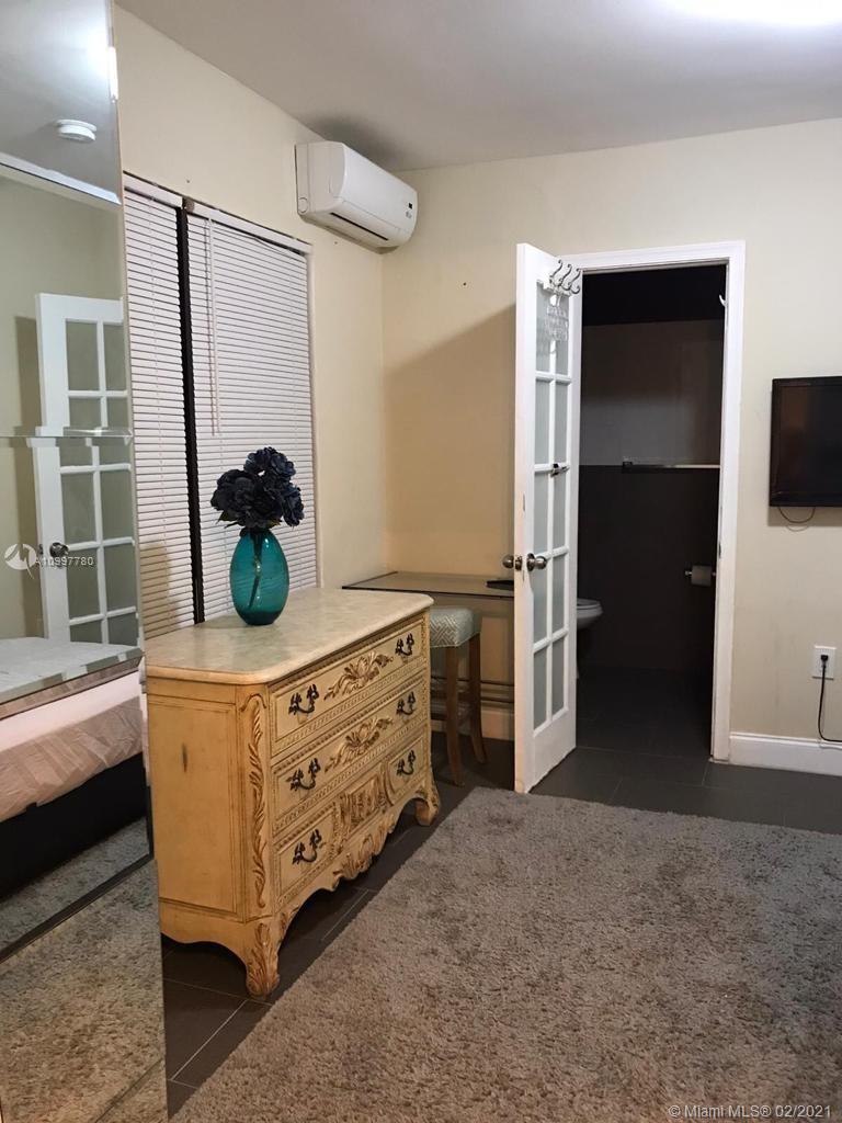 See details / 2549 sq. ft. $ 2021-02-11 0 Photo