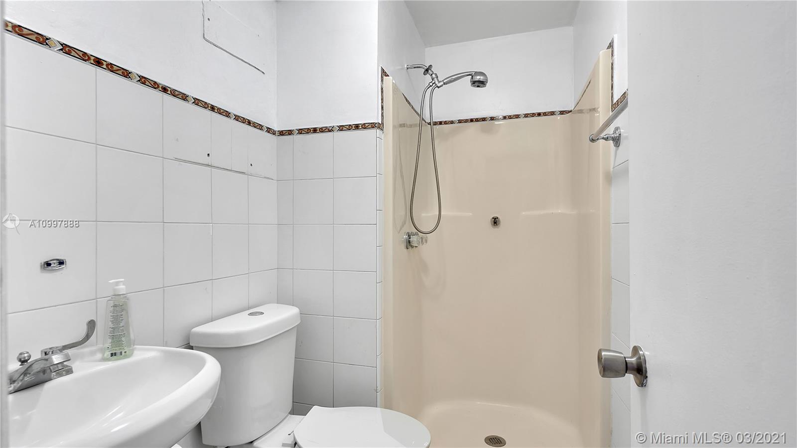 See details / 1895 sq. ft. $ 2021-02-11 0 Photo