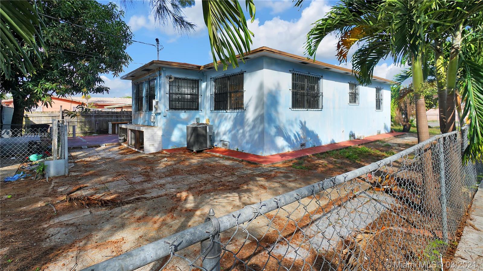 See details / 1895 sq. ft. $ 2021-02-11 0 Photo