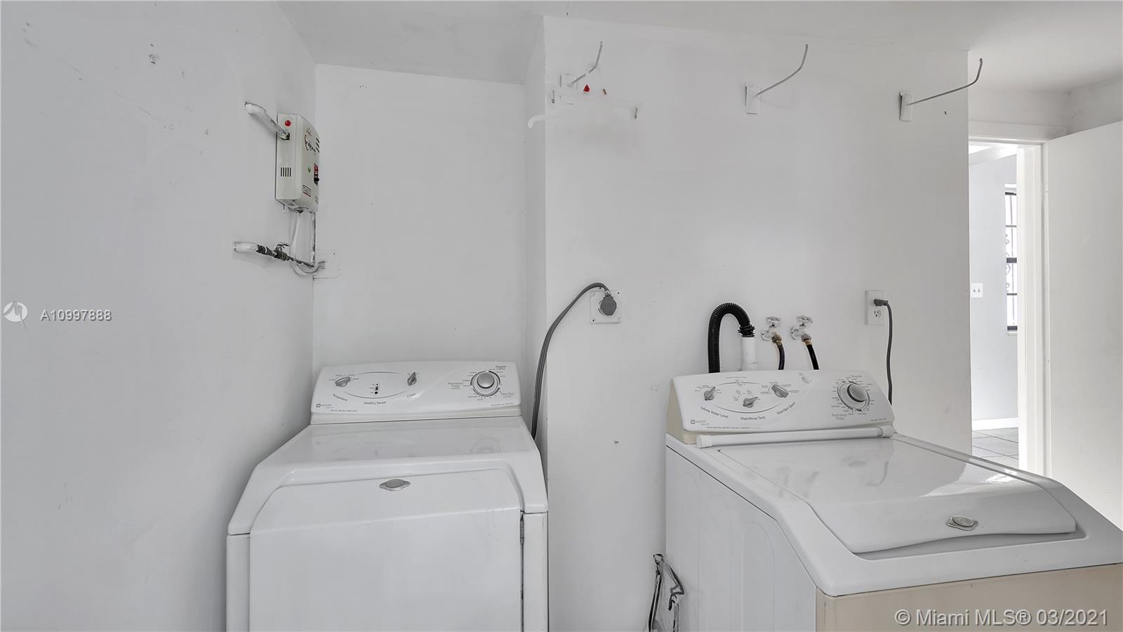 See details / 1895 sq. ft. $ 2021-02-11 0 Photo