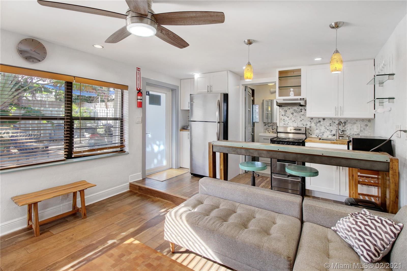 See details / 1415 sq. ft. $ 2021-02-11 0 Photo
