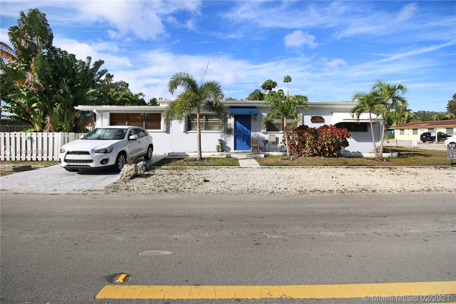 See details / 1415 sq. ft. $ 2021-02-11 0 Photo