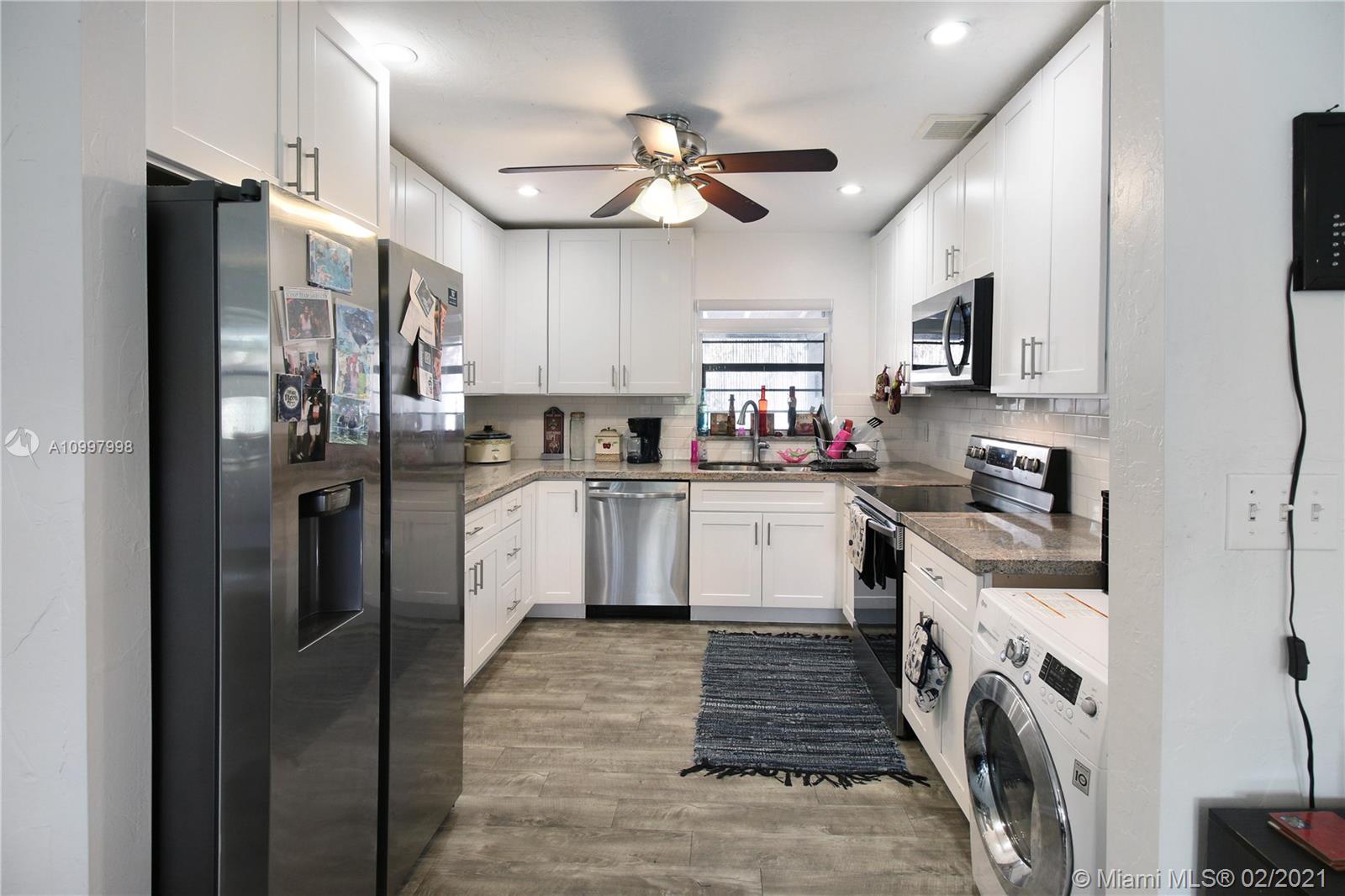 See details / 1415 sq. ft. $ 2021-02-11 0 Photo