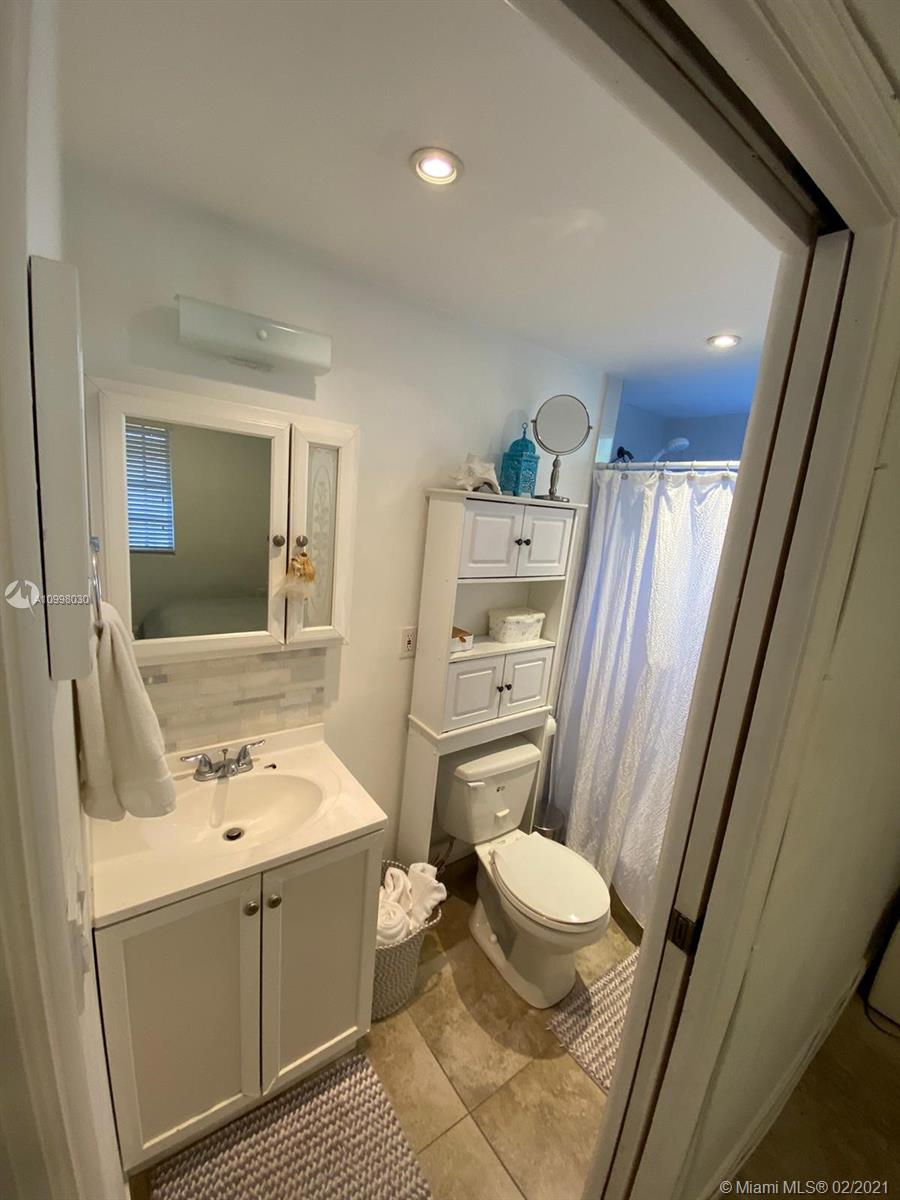 See details / 2515 sq. ft. $ 2021-03-22 0 Photo