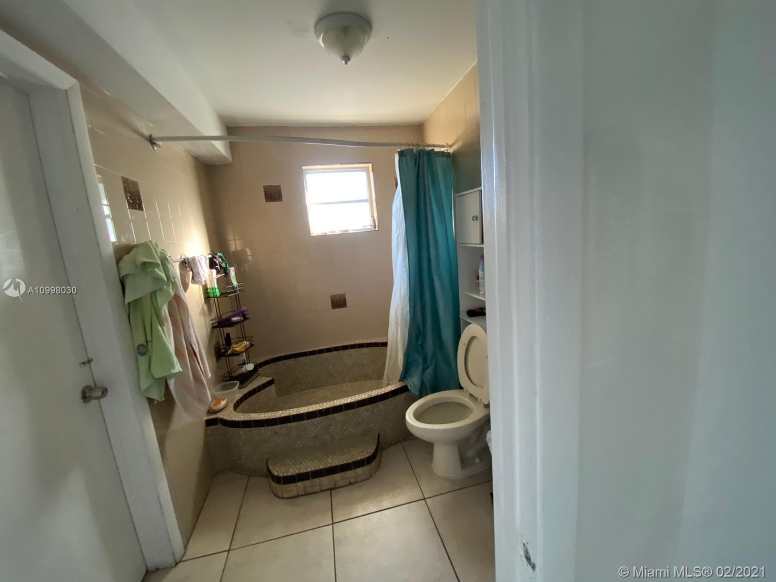 See details / 2515 sq. ft. $ 2021-03-22 0 Photo