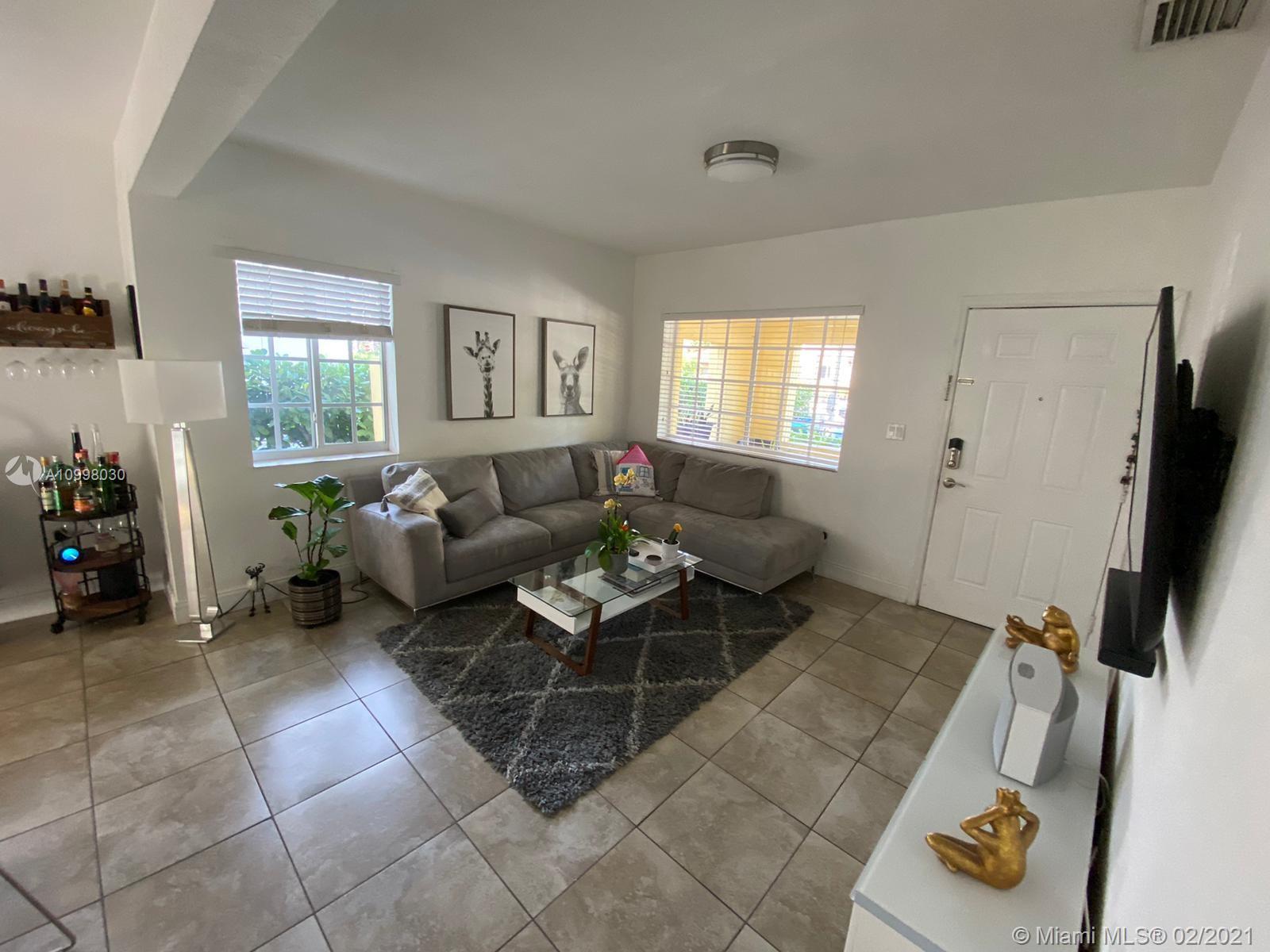 See details / 2515 sq. ft. $ 2021-03-22 0 Photo