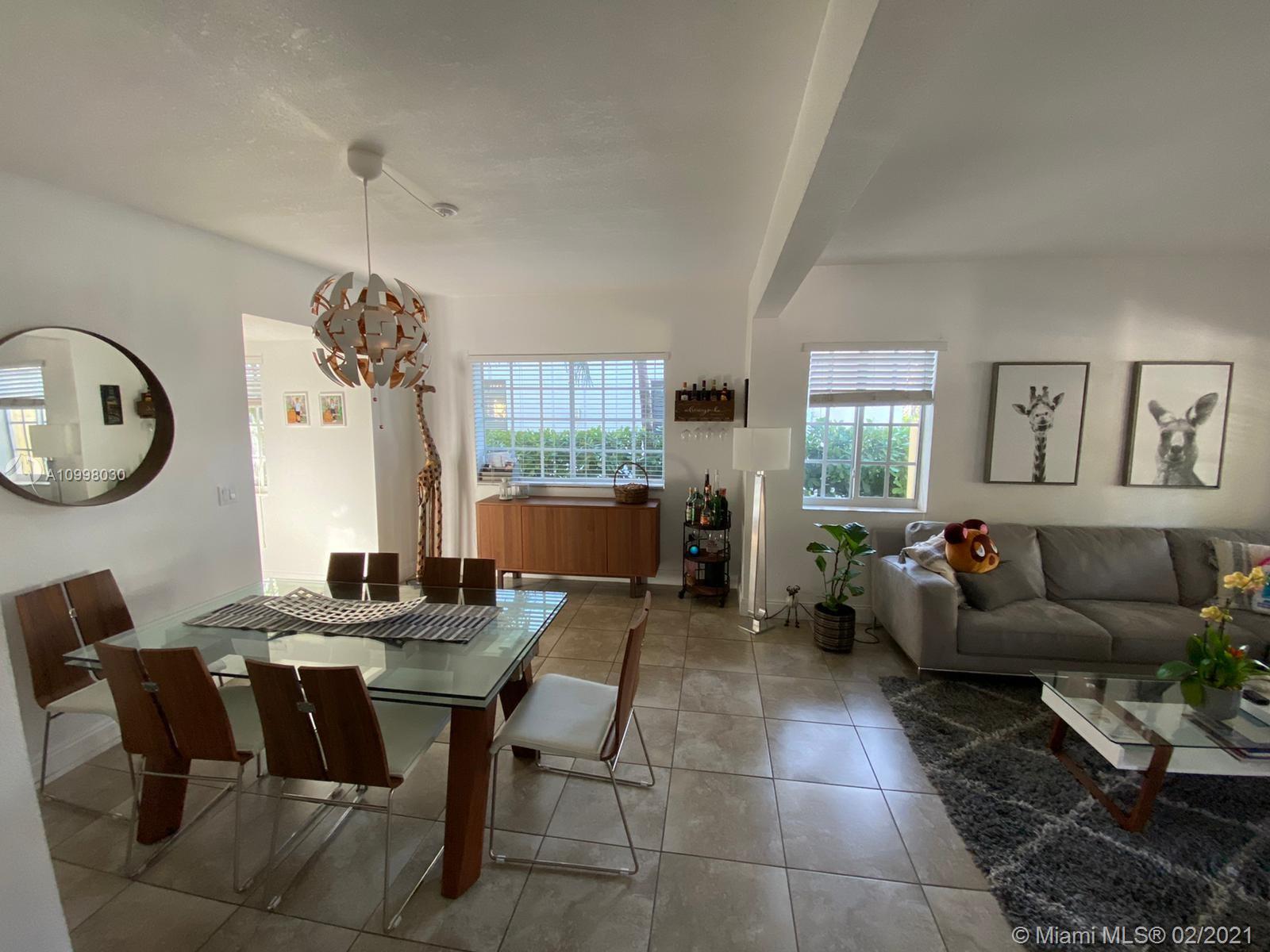 See details / 2515 sq. ft. $ 2021-03-22 0 Photo