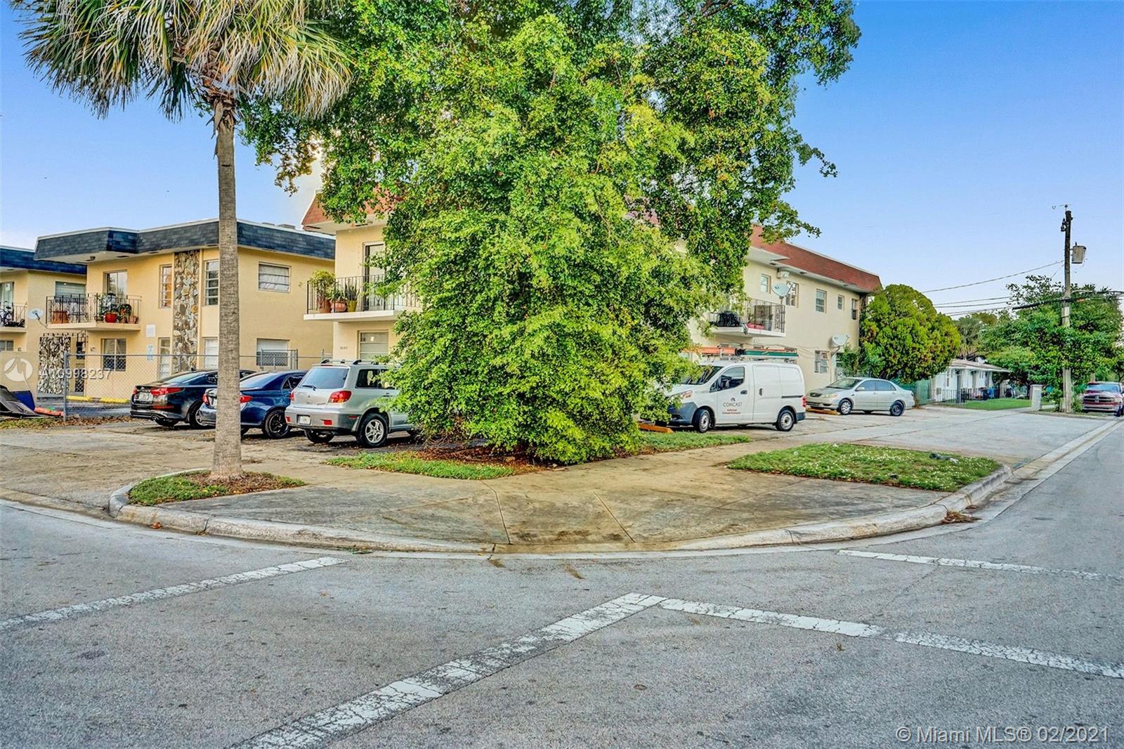 See details / 4562 sq. ft. $ 2021-02-11 0 Photo