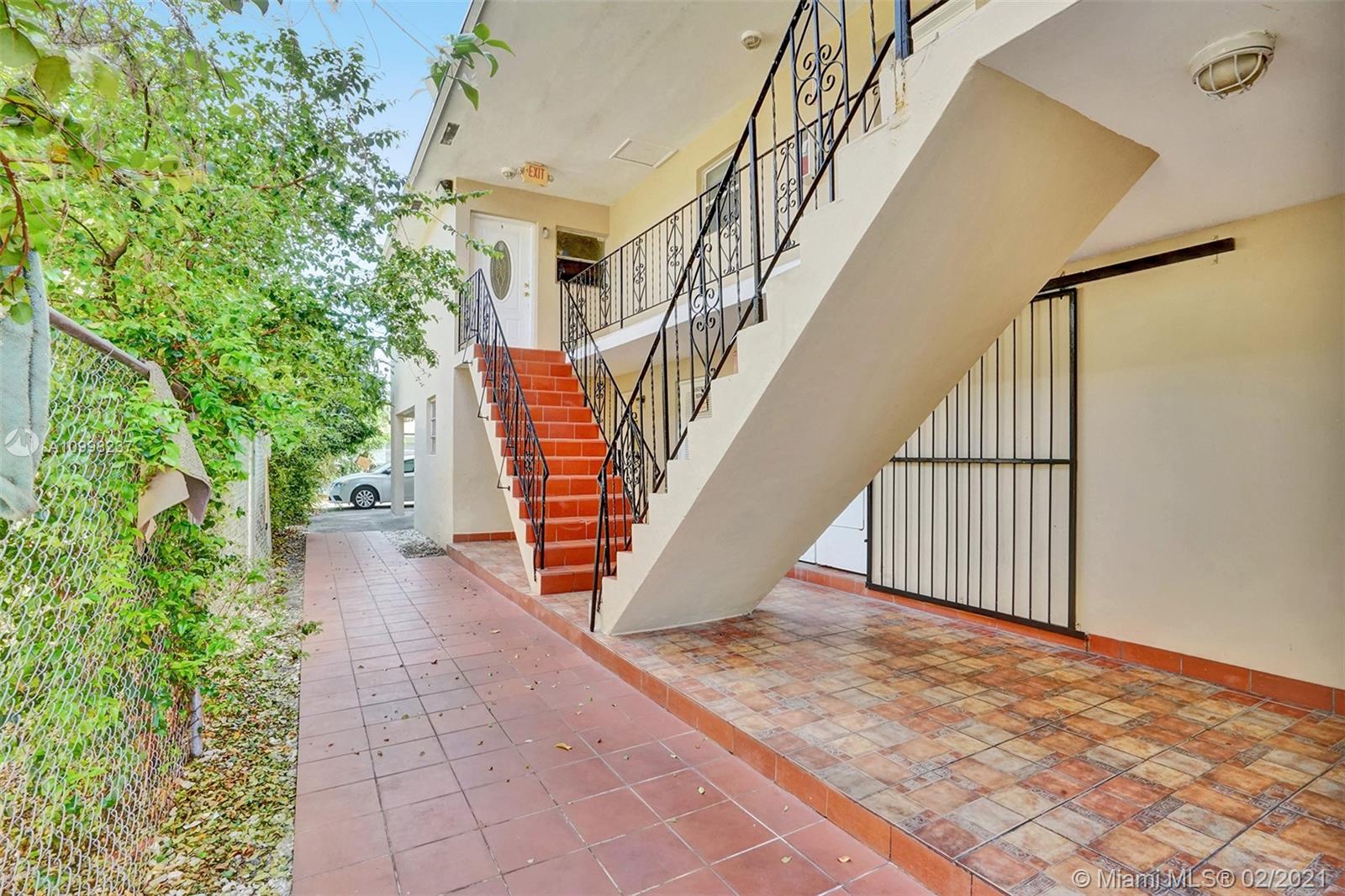 See details / 4562 sq. ft. $ 2021-02-11 0 Photo
