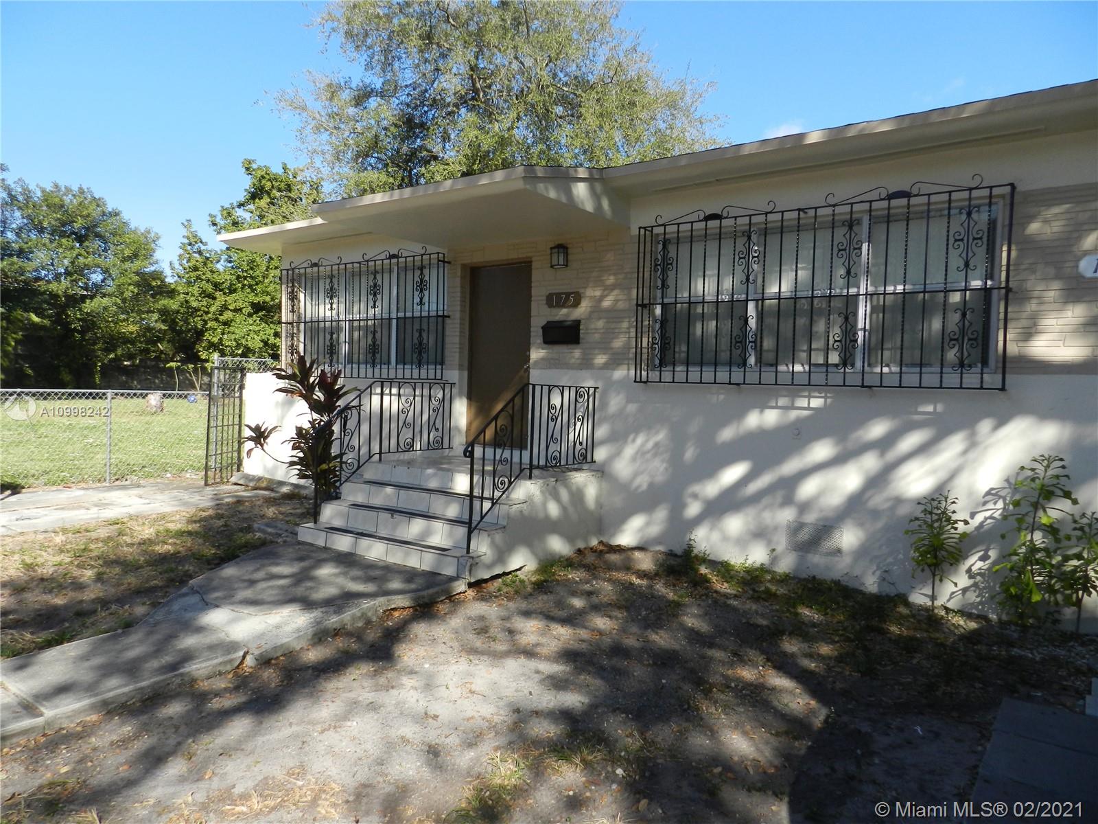 See details / 1550 sq. ft. $ 2021-02-11 0 Photo