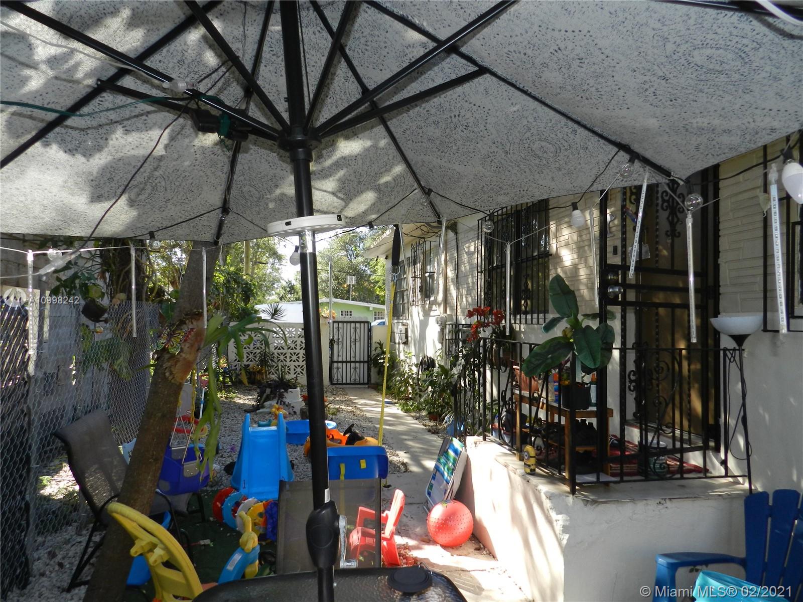 See details / 1550 sq. ft. $ 2021-02-11 0 Photo