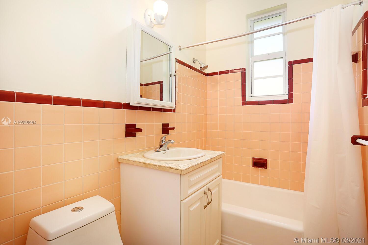 See details / 2635 sq. ft. $ 2021-02-12 0 Photo