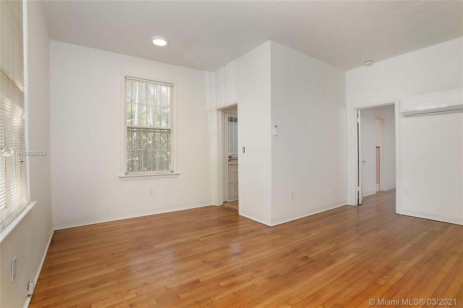 See details / 2635 sq. ft. $ 2021-02-12 0 Photo