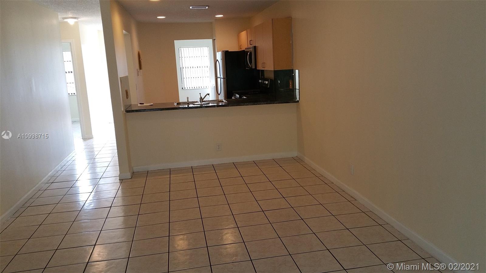 See details / 4313 sq. ft. $ 2021-02-12 0 Photo